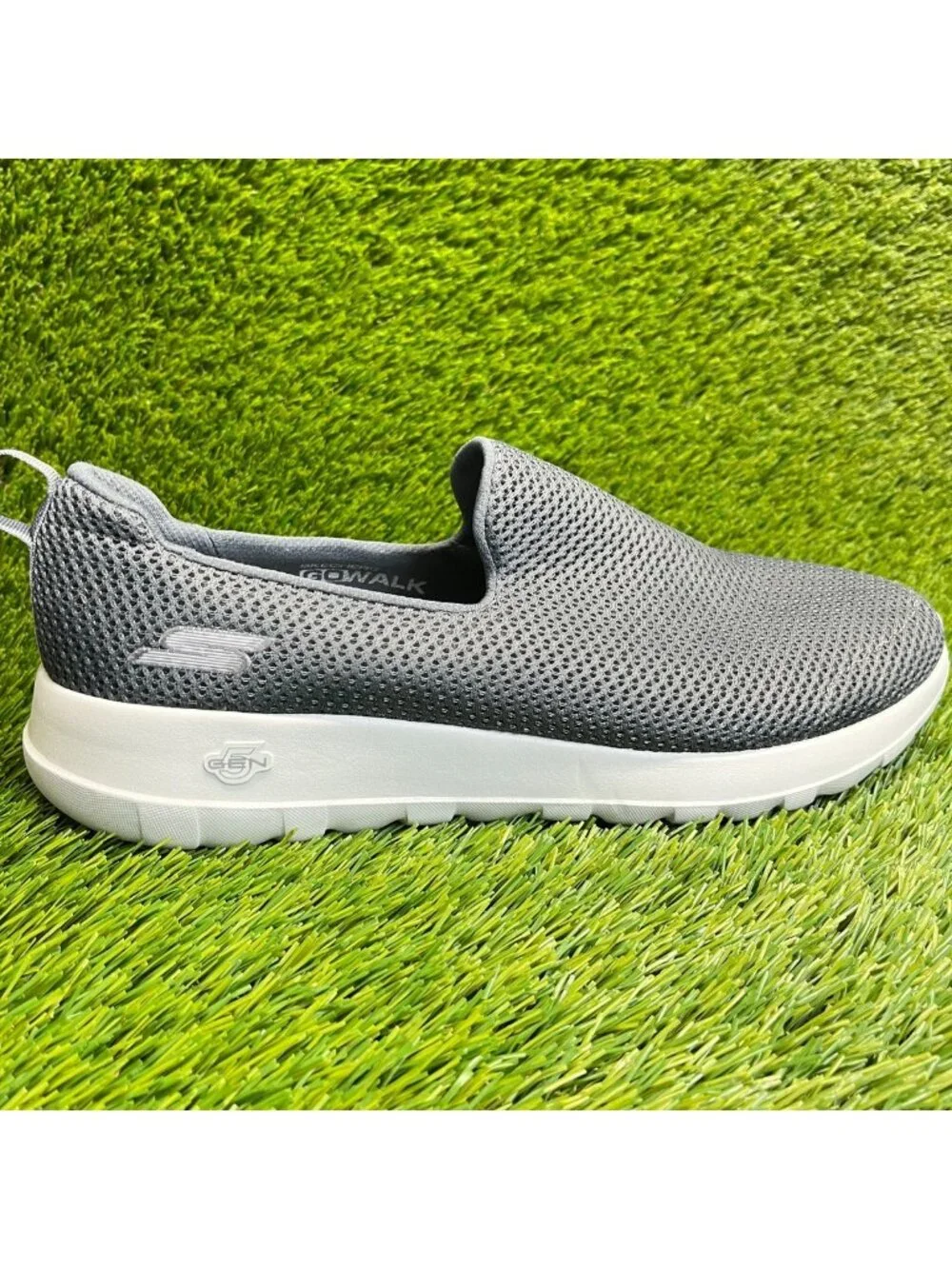 Skechers Go Walk Max Mens Size 11.5 Gray Athletic Walking Slip On Shoes Sneakers